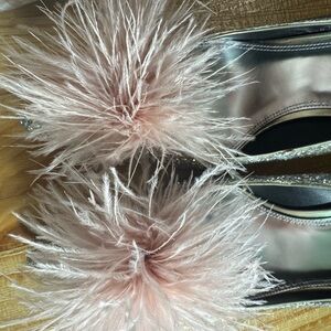 Kate Spade Pink Feathered Slippers Size 9